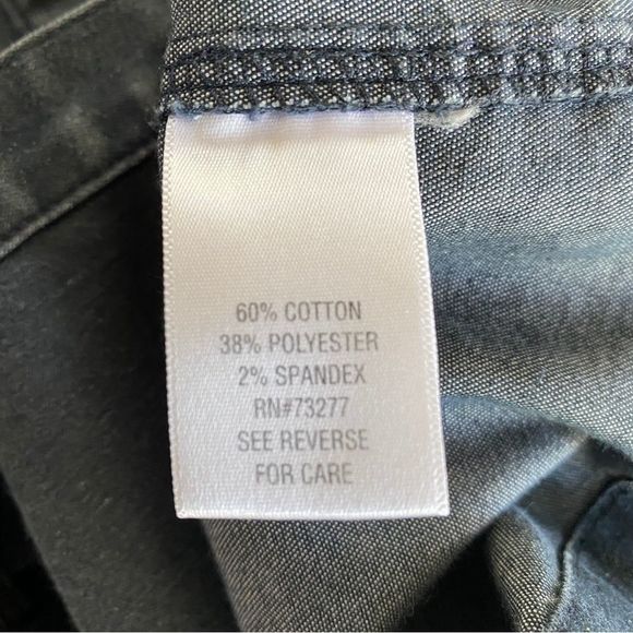 Apt. 9 Chambray Shirtdress with Buckle Belt Size 4 - Picture 8 of 15